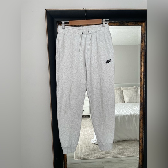 Nike Women's Light Gray Joggers - Picture 2 of 5